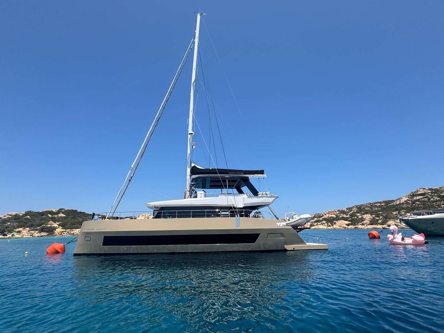 yacht-394181