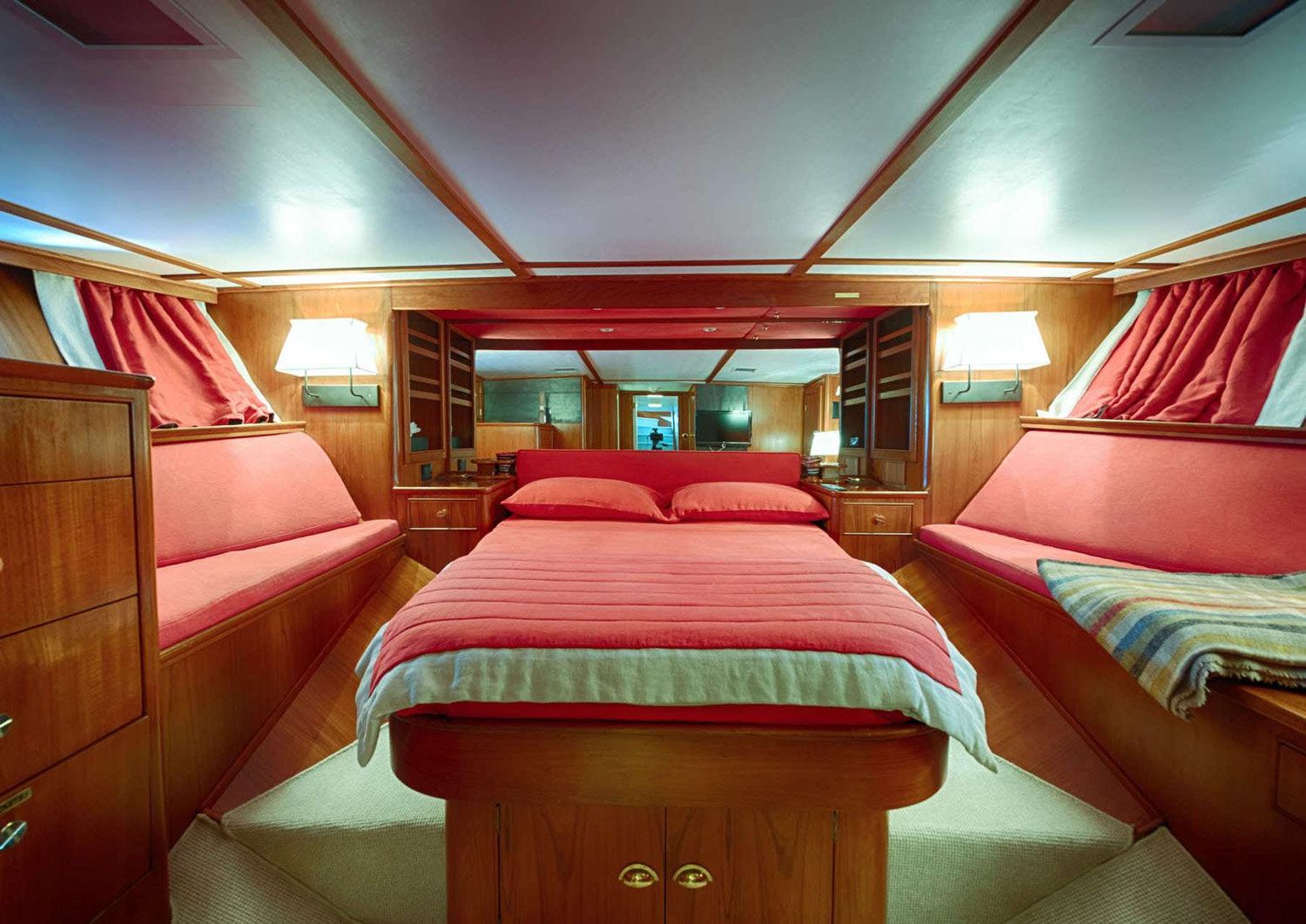 yacht-163883