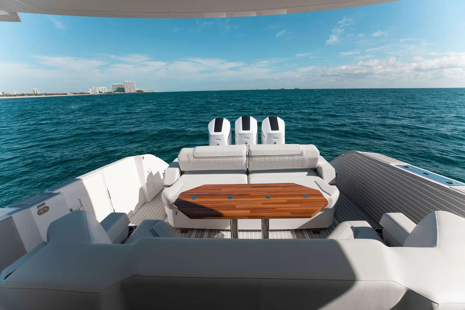 yacht-199407