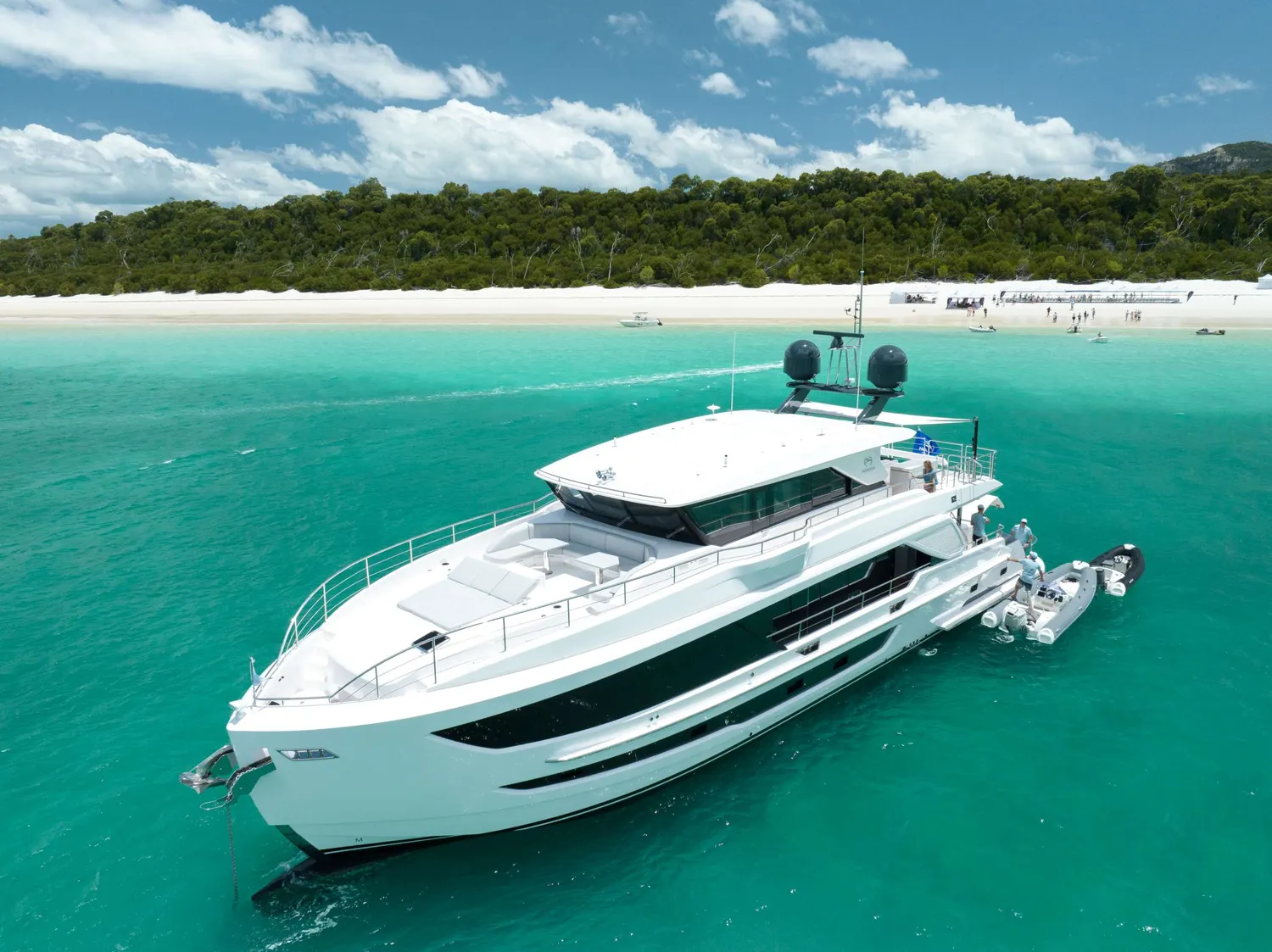 yacht-243858