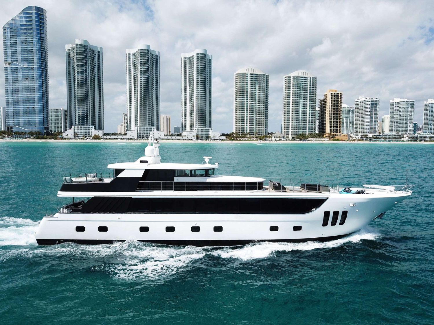 yacht-253996