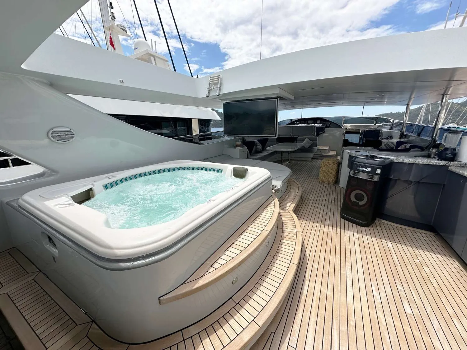 yacht-297460