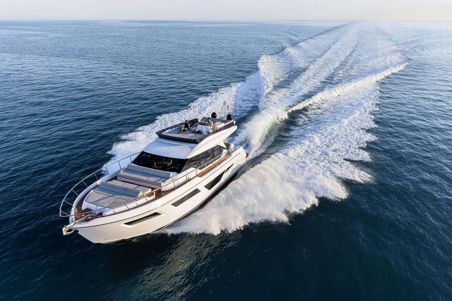 yacht-276378