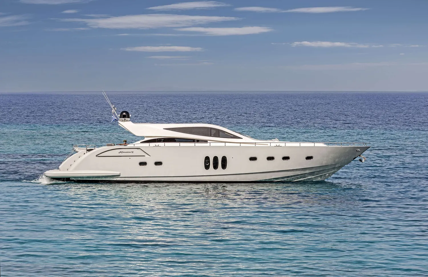 yacht-311555