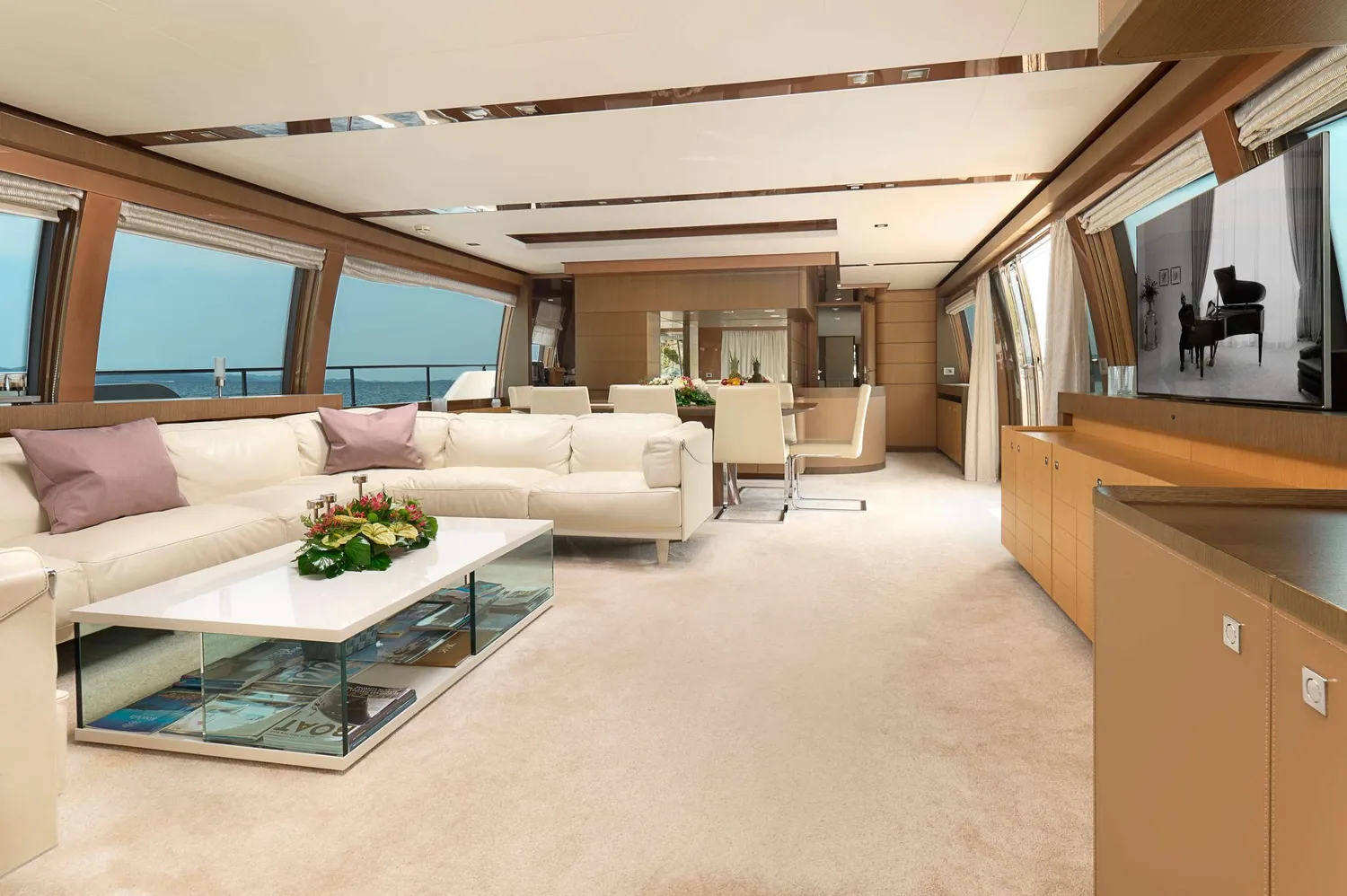 yacht-334810