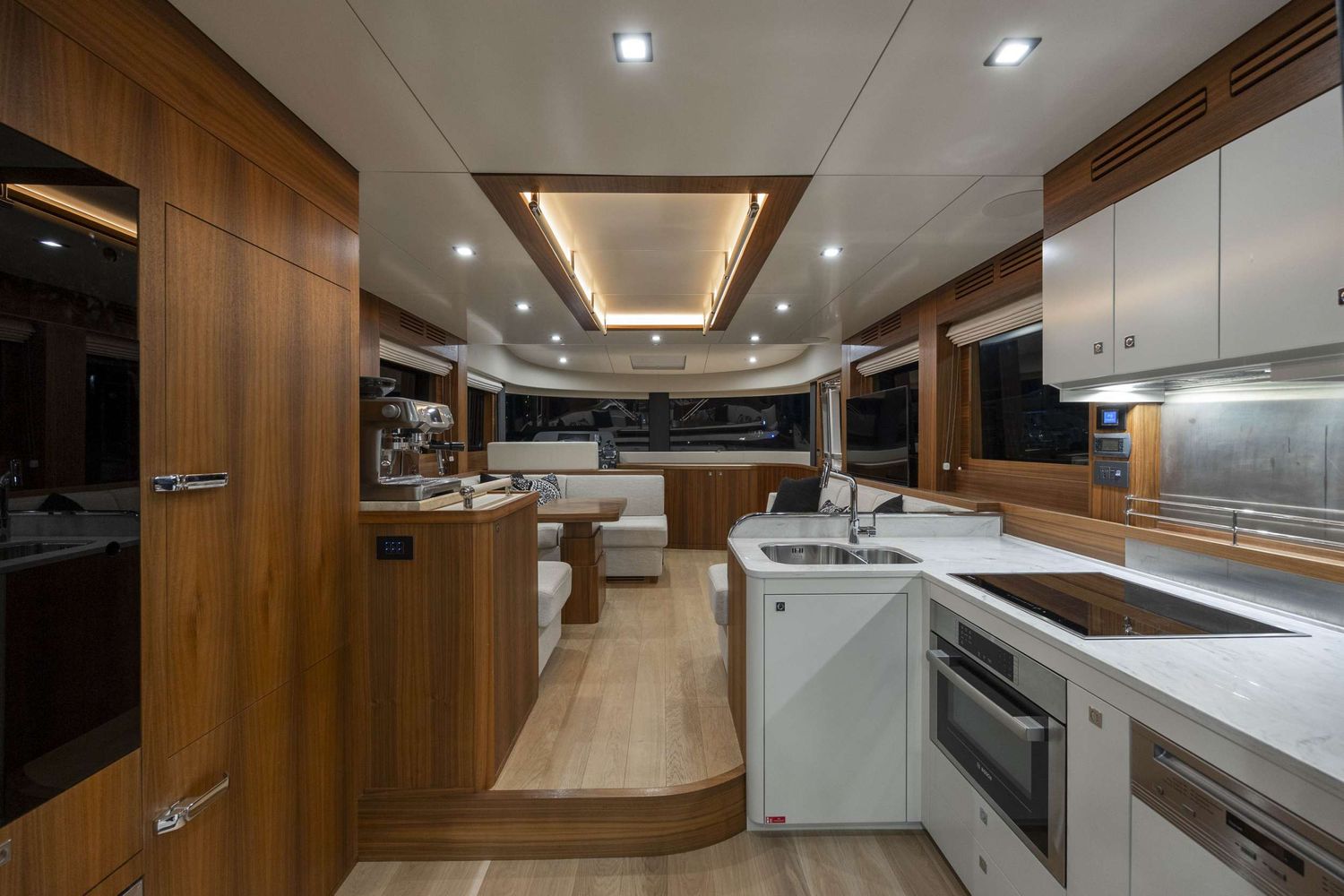 yacht-364815