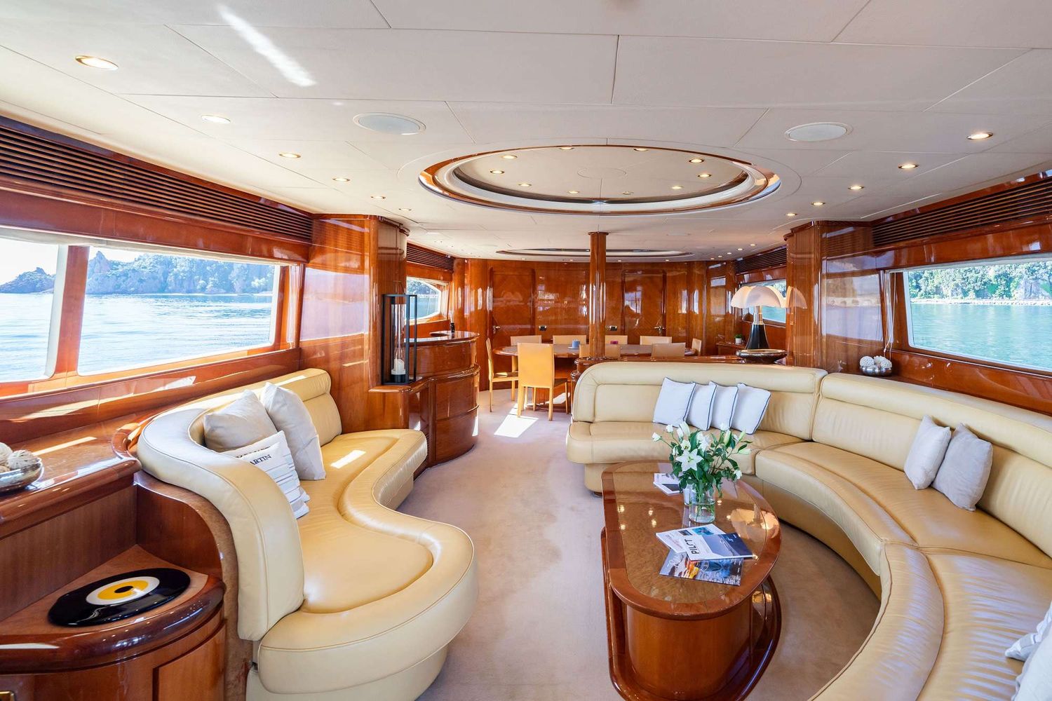 yacht-451634