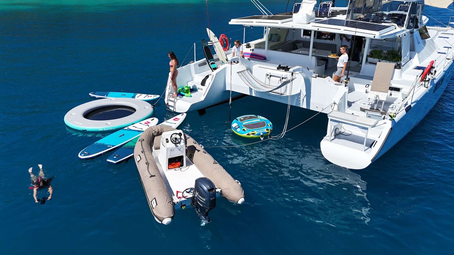 yacht-514765