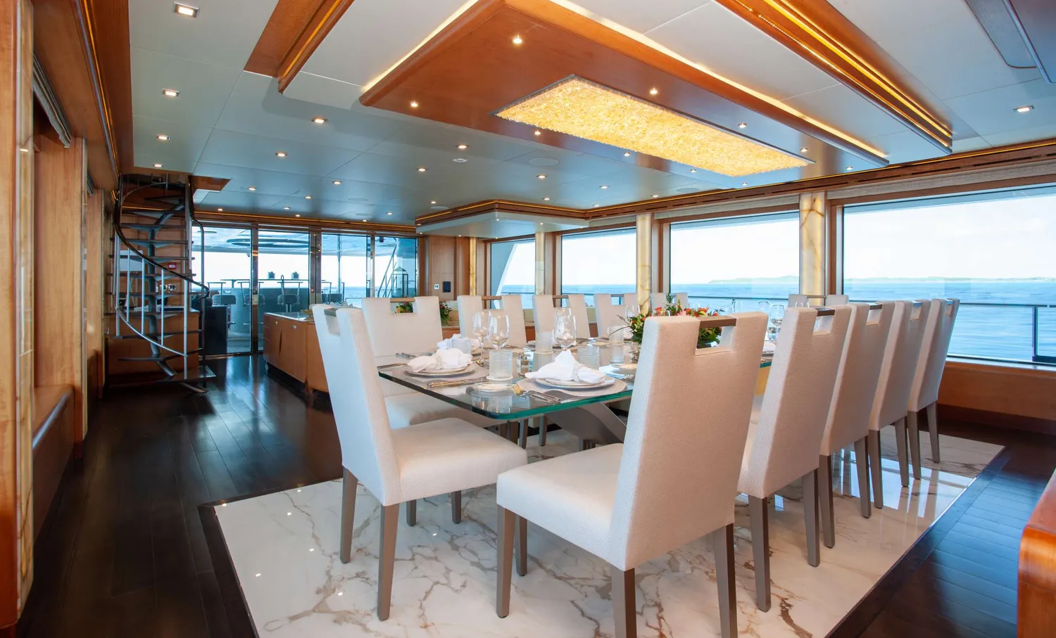 yacht-518801