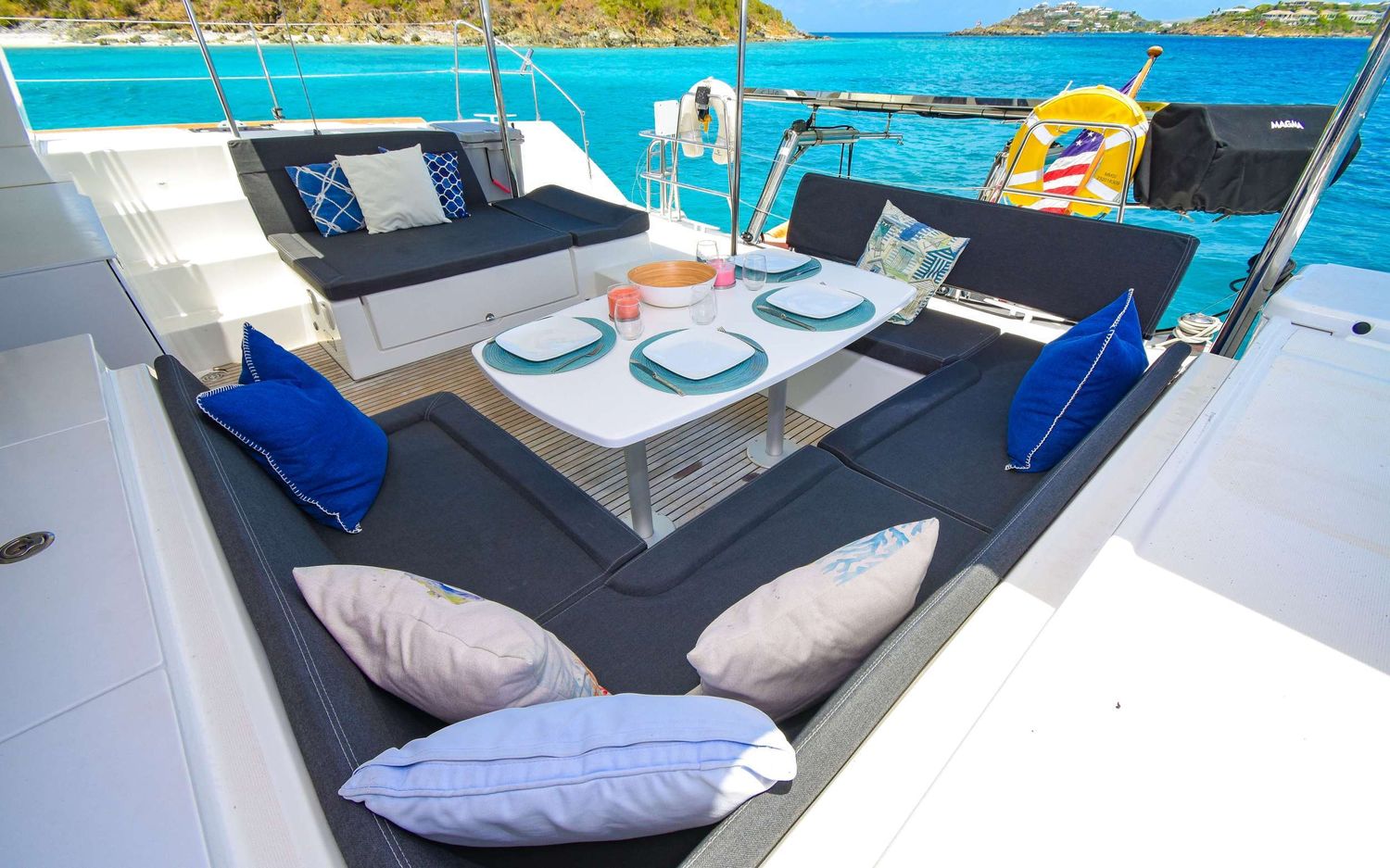 yacht-519102