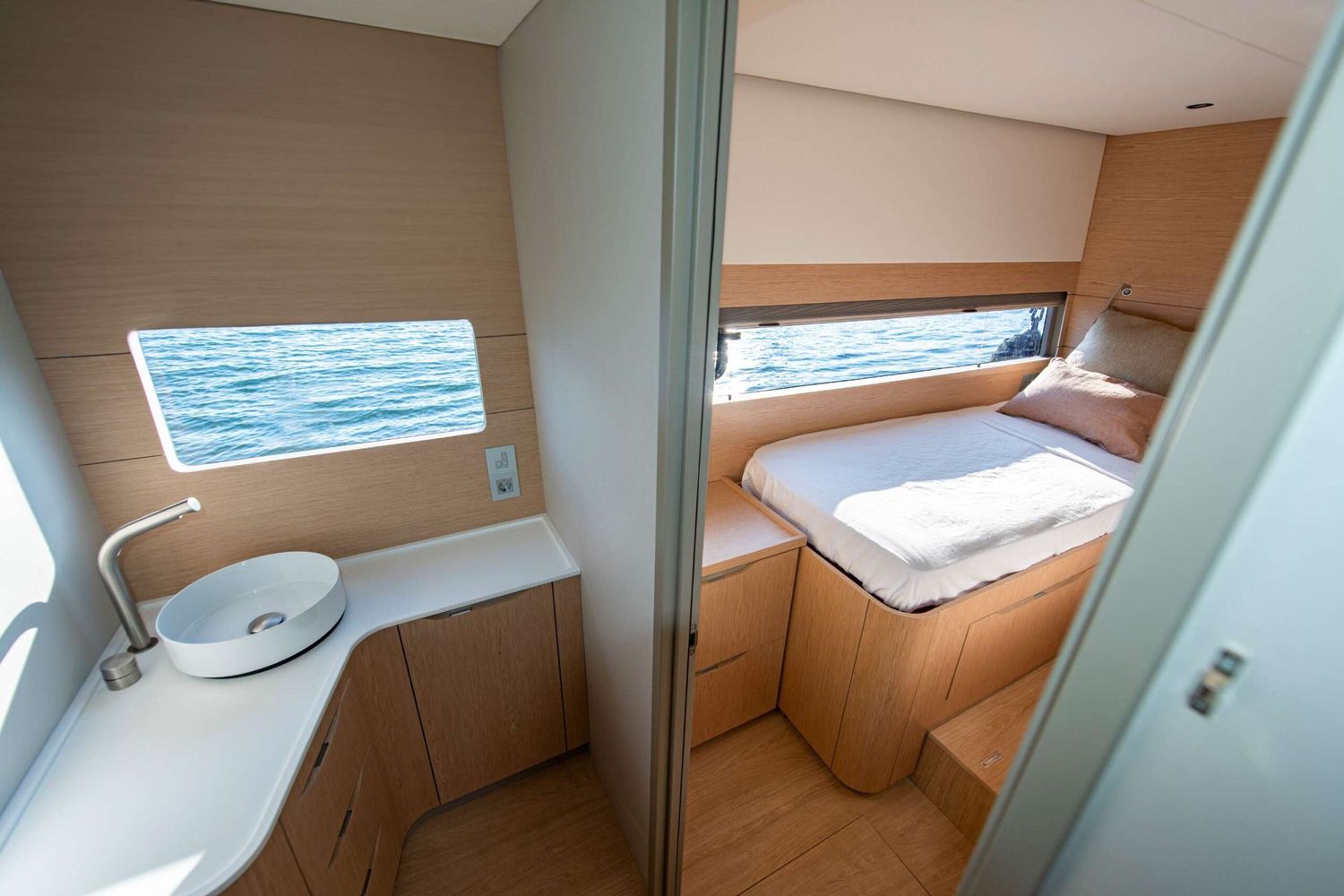 yacht-529211