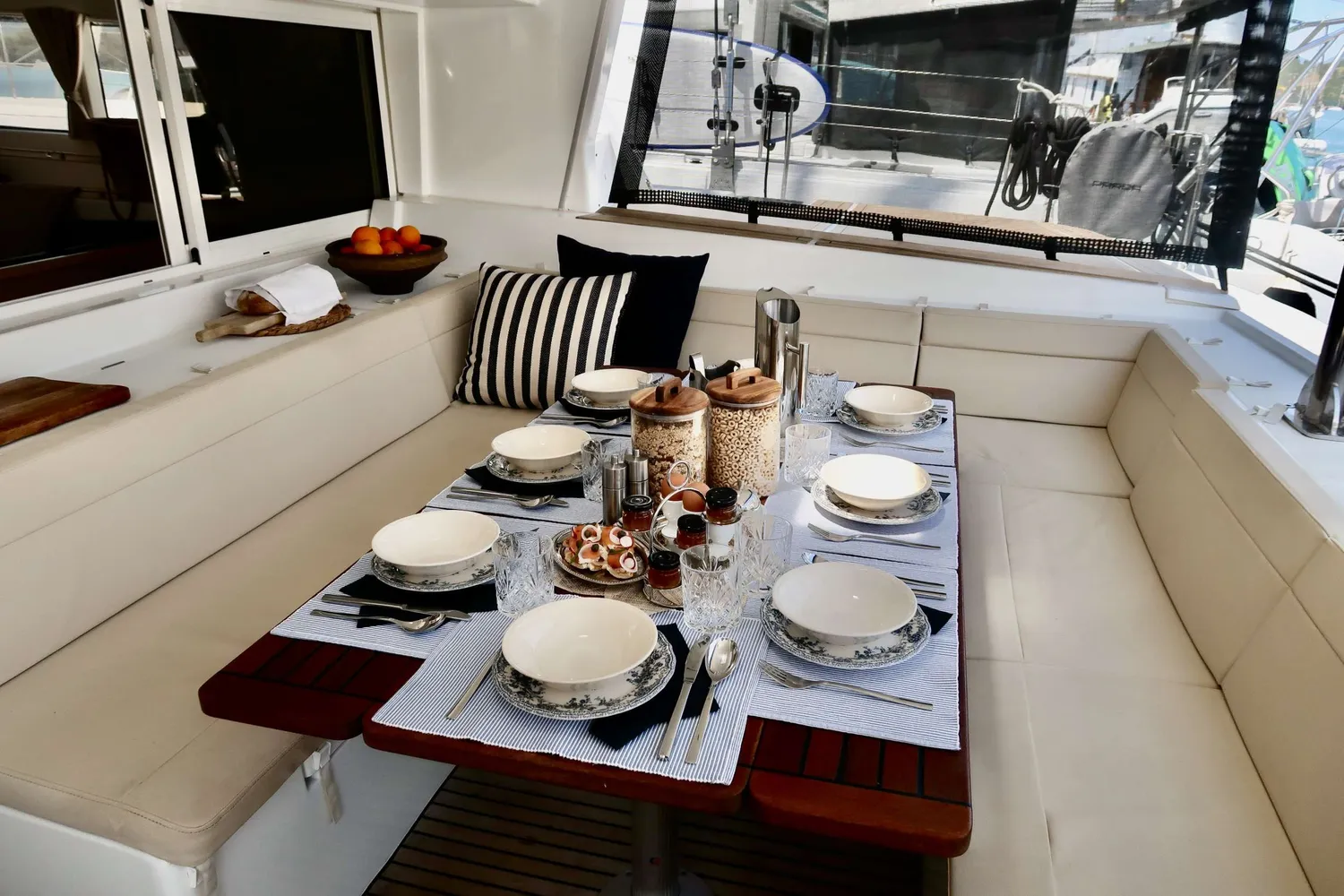 yacht-530367