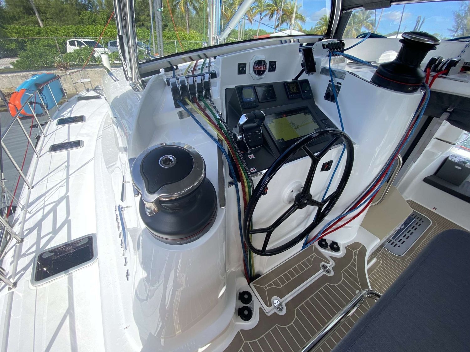 yacht-521346