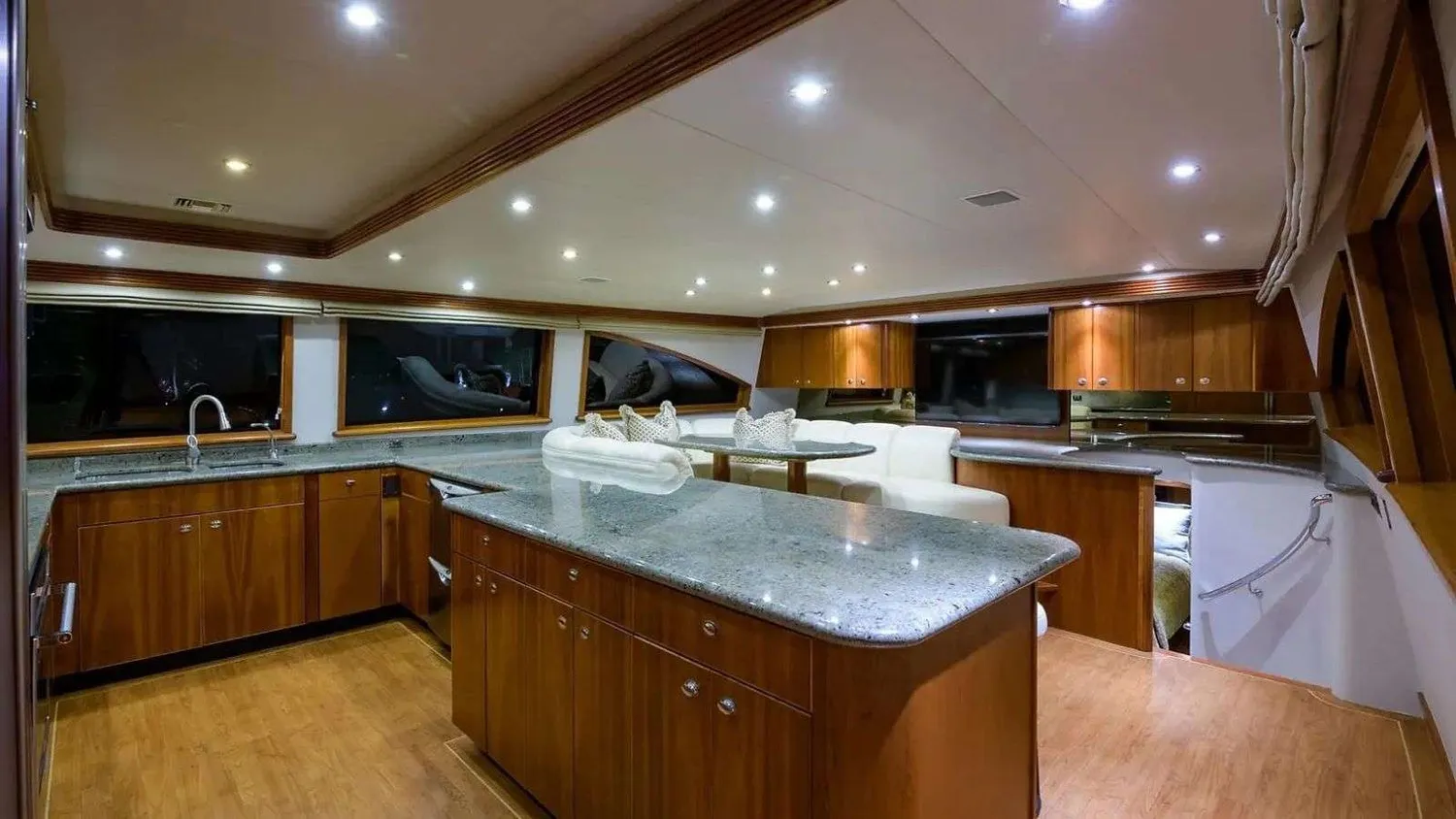 yacht-522800