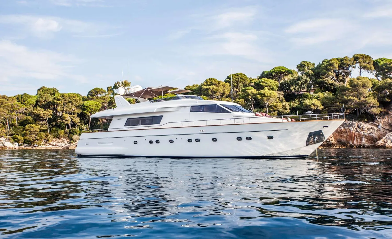 yacht-523414