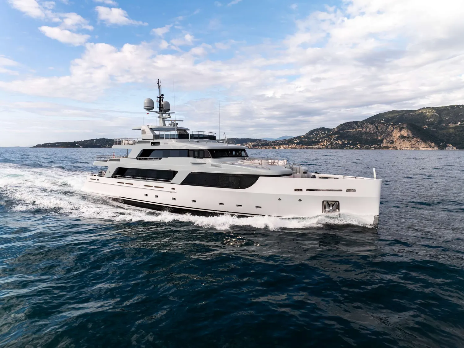 yacht-523434