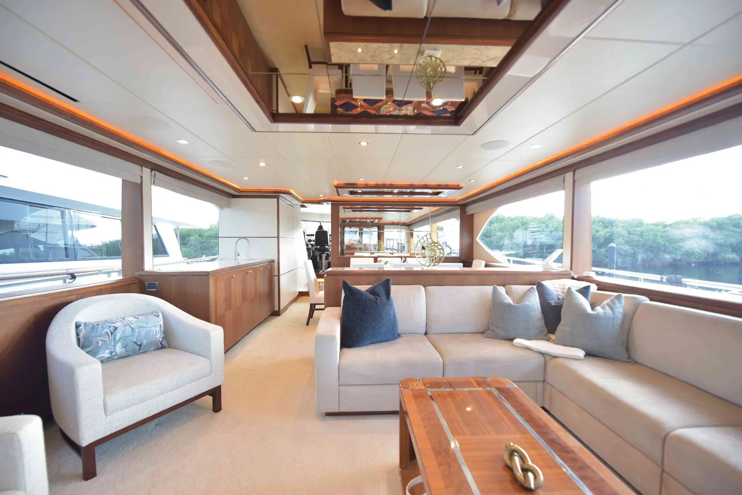 yacht-523877
