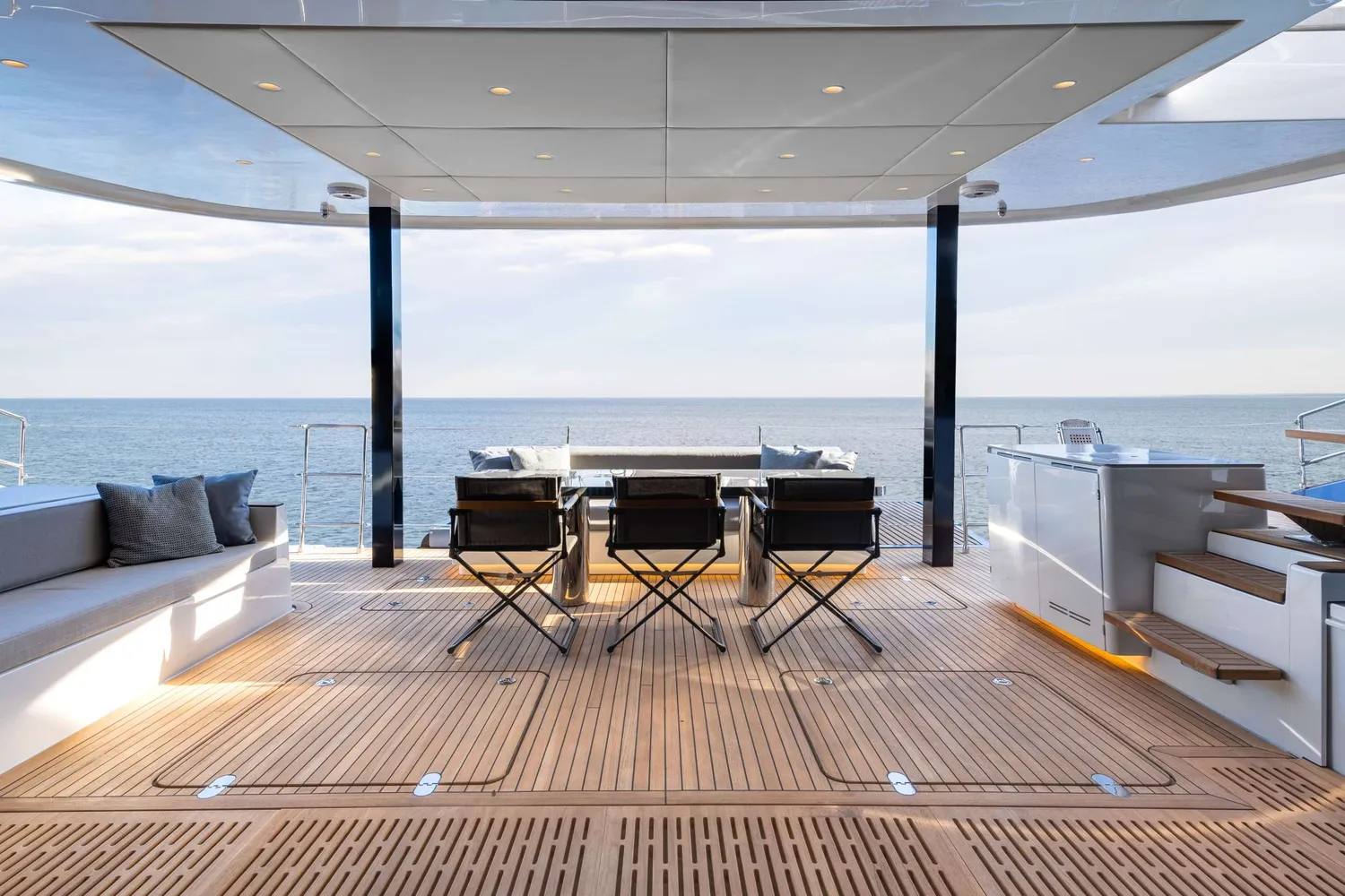 yacht-525303