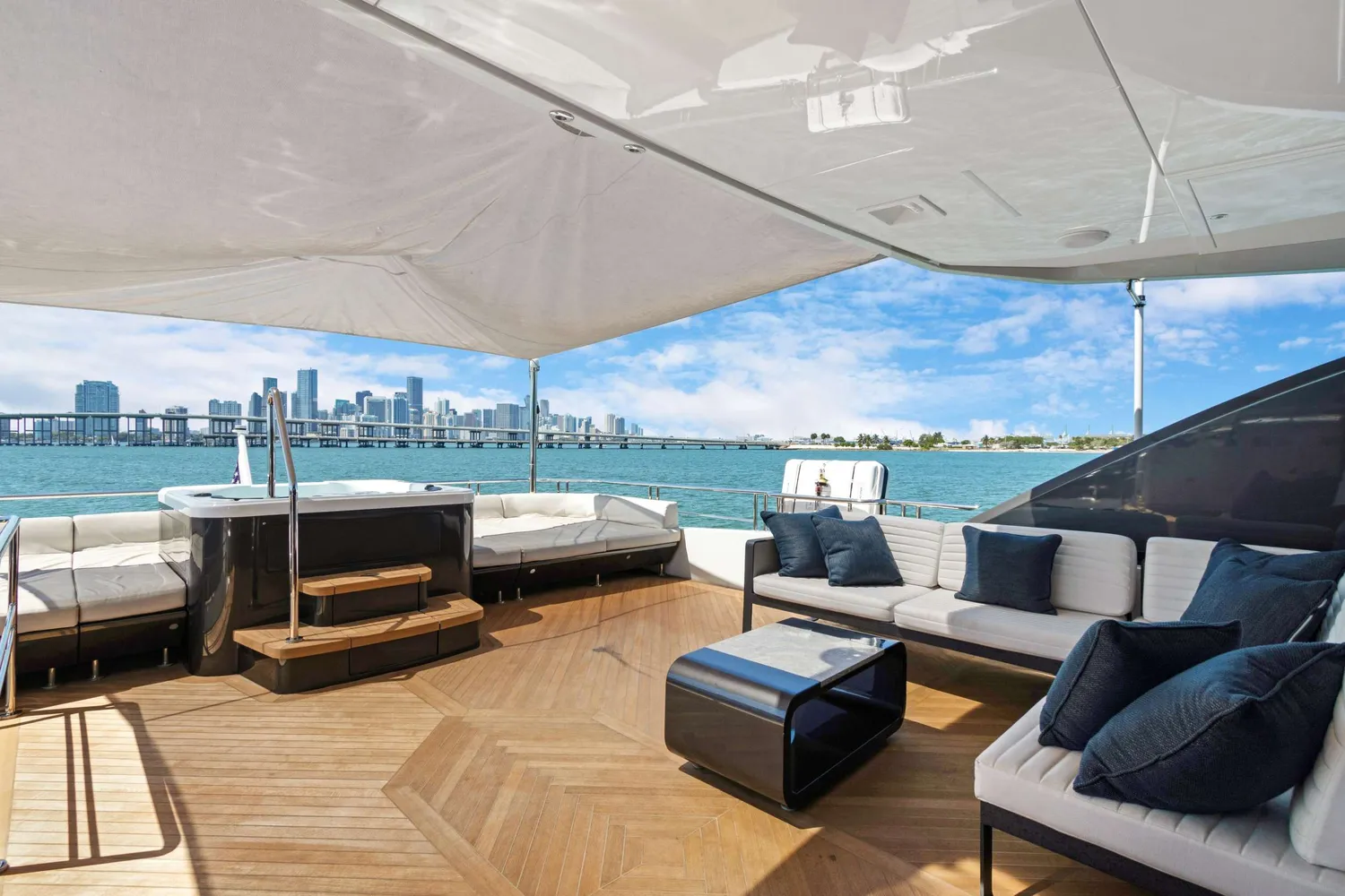 yacht-526371