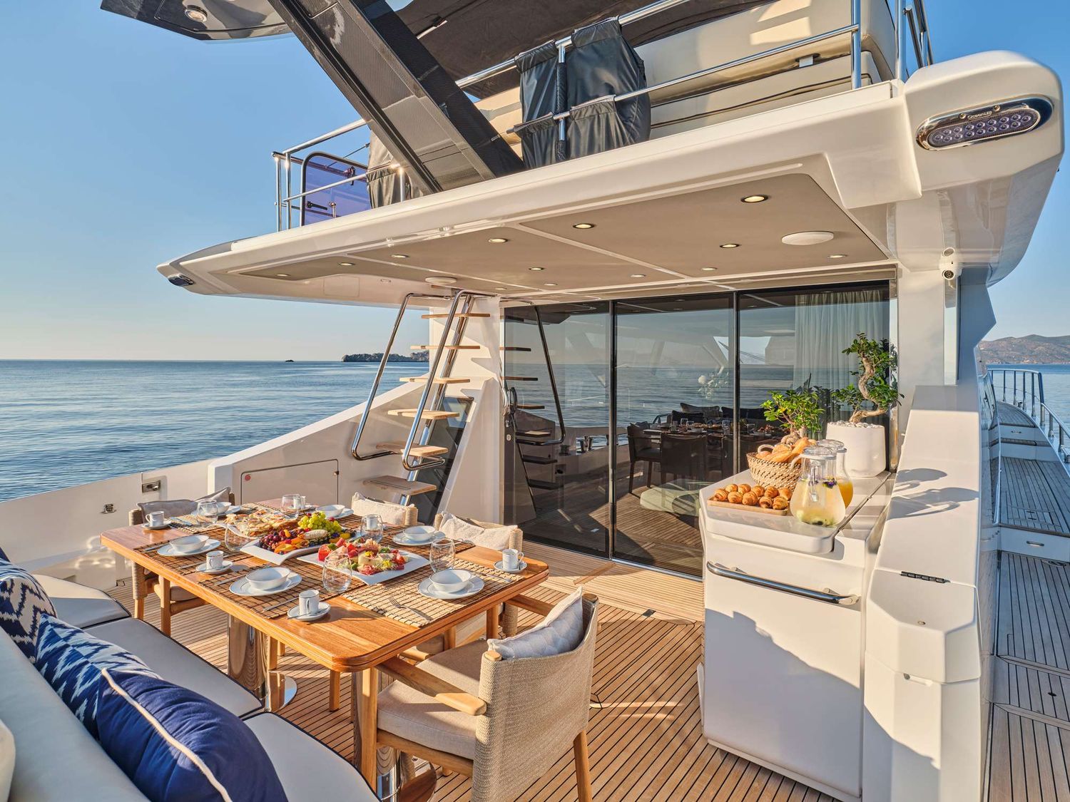 yacht-525516