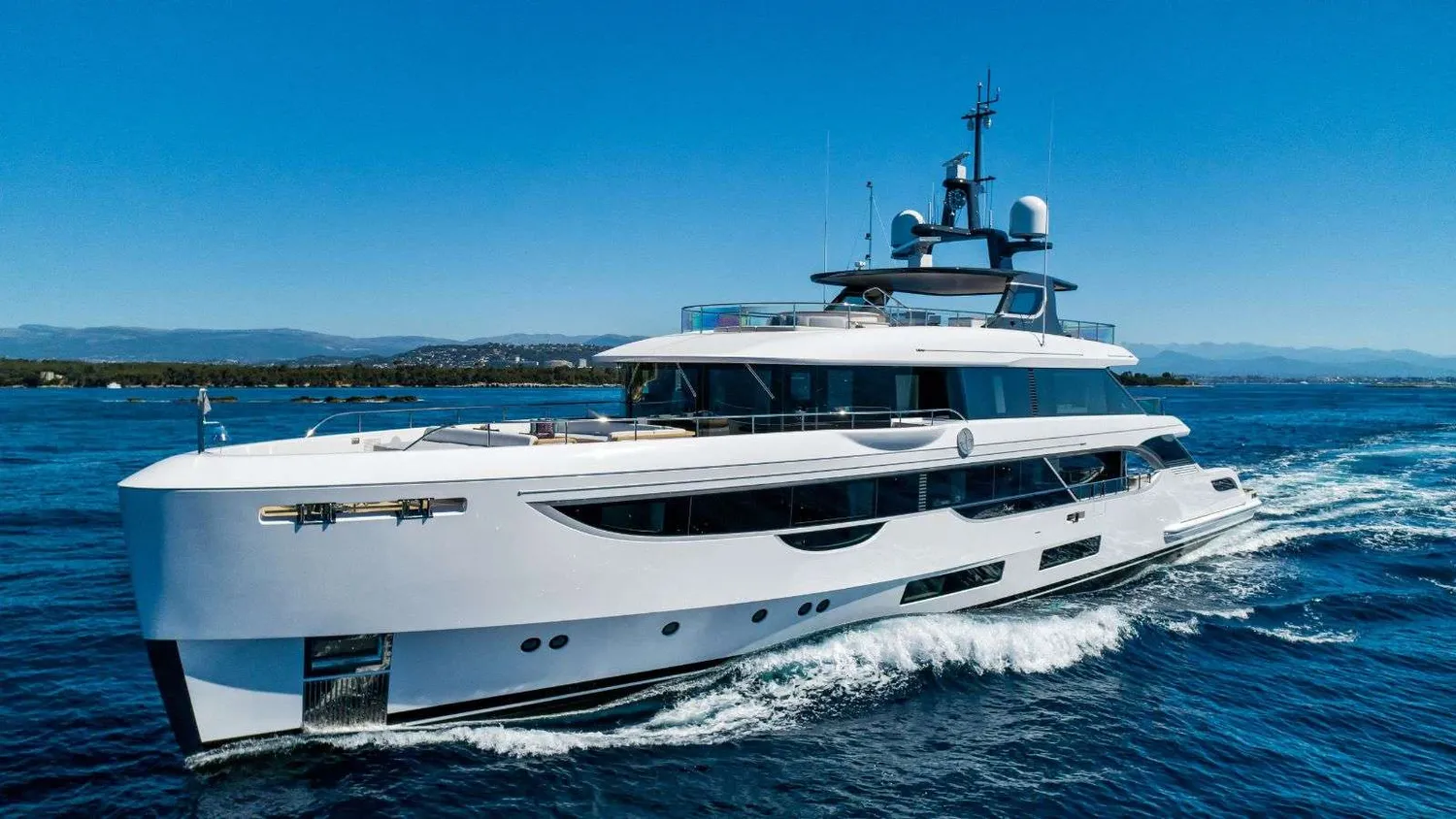 yacht-525897