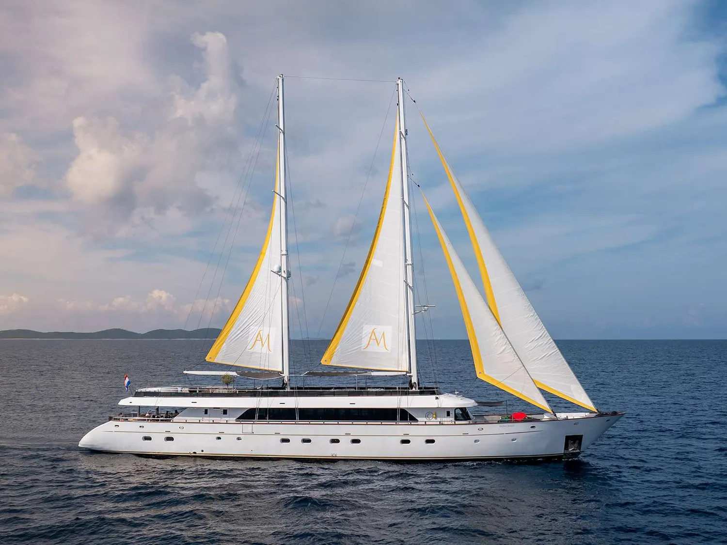 yacht-525700
