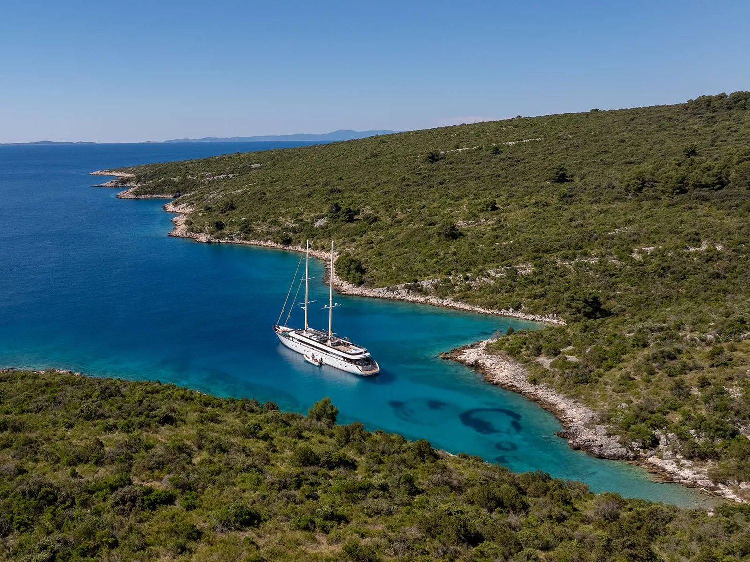 yacht-525703