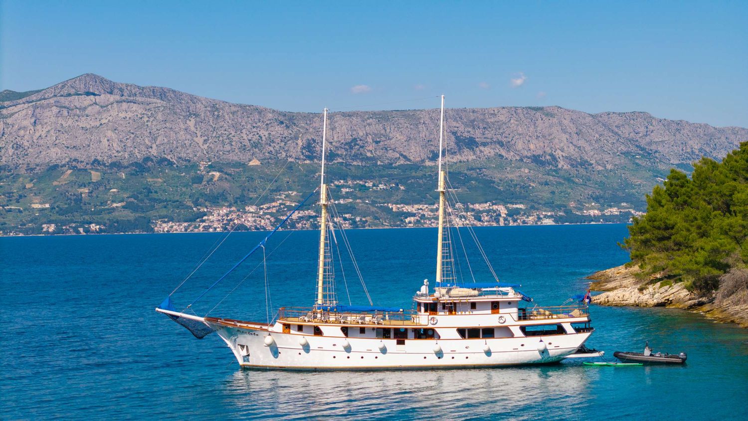 yacht-533615