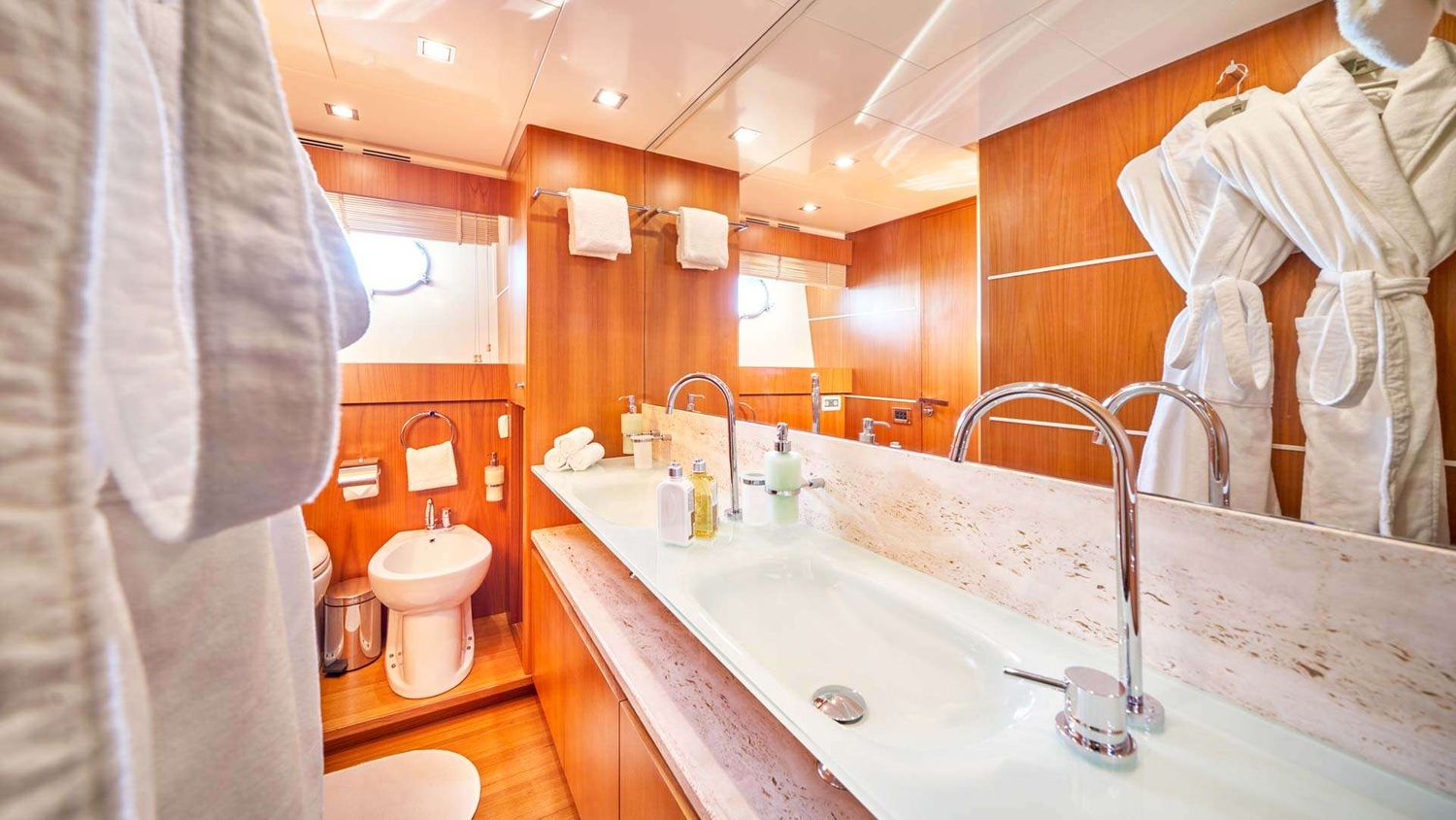 yacht-527577