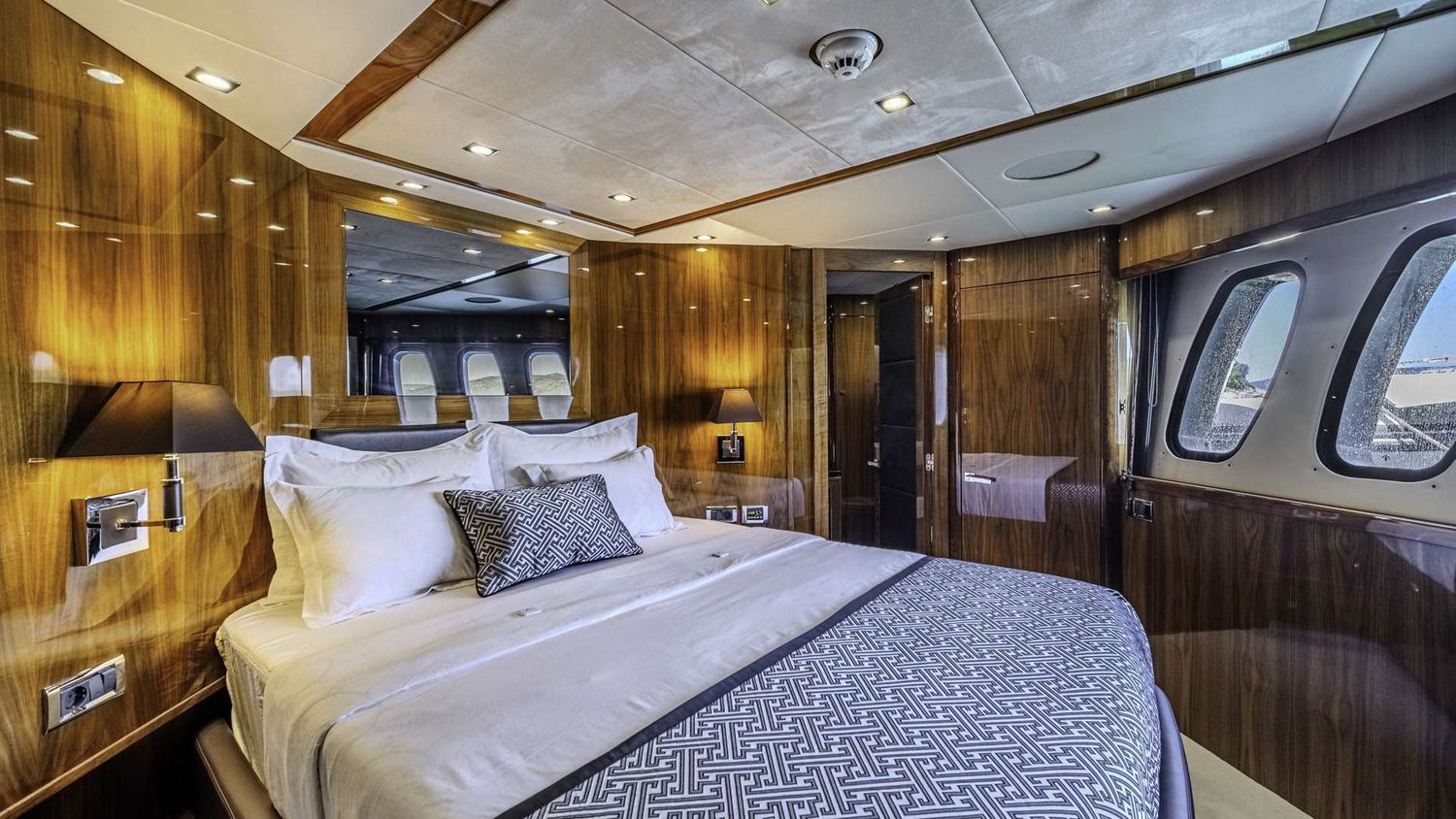 yacht-528388