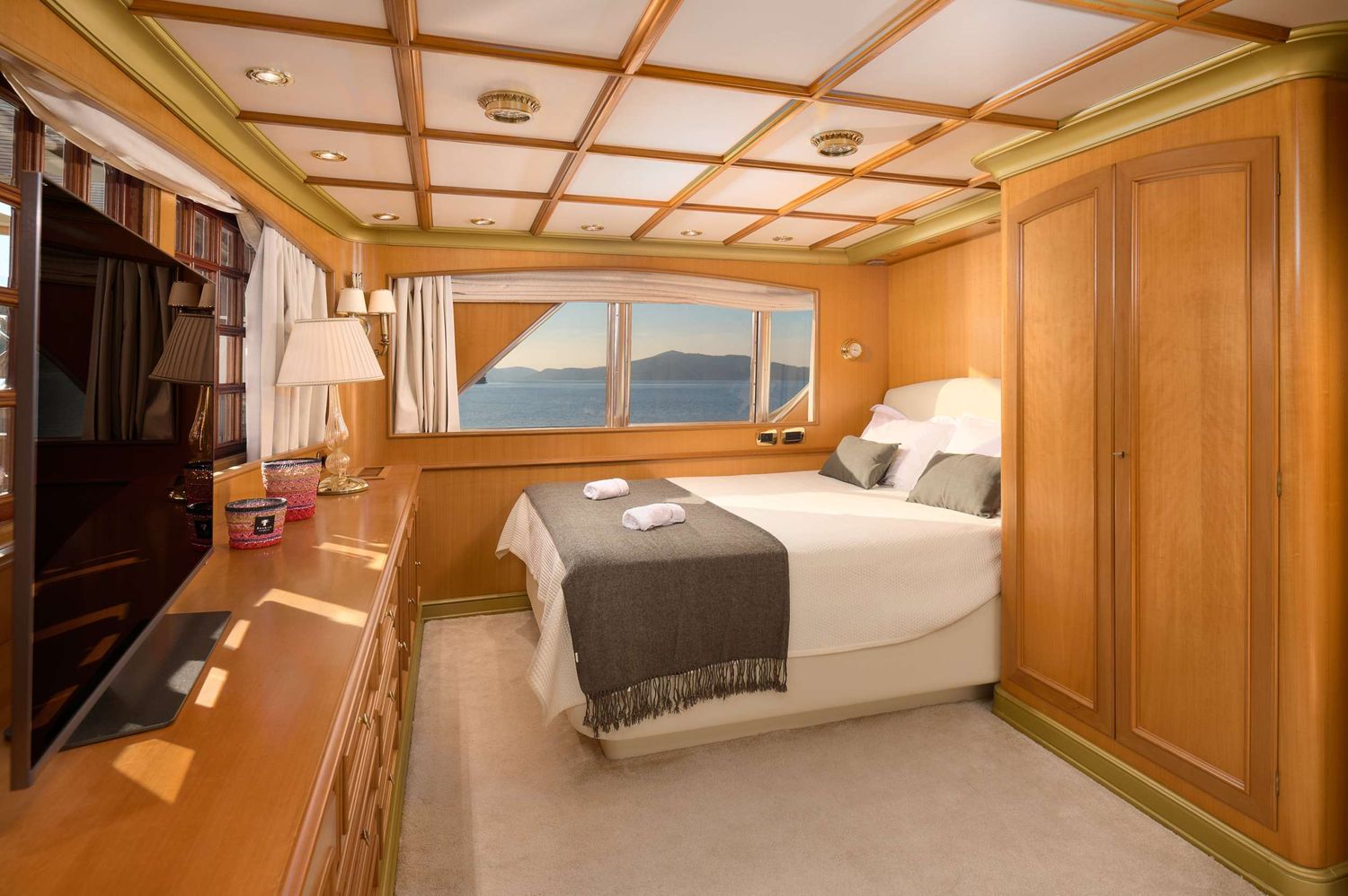 yacht-535900