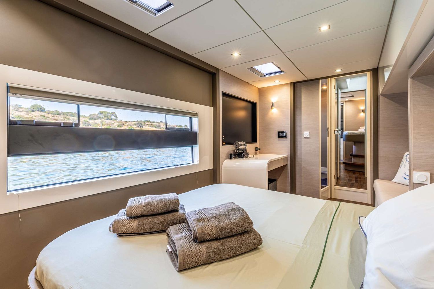 yacht-547459