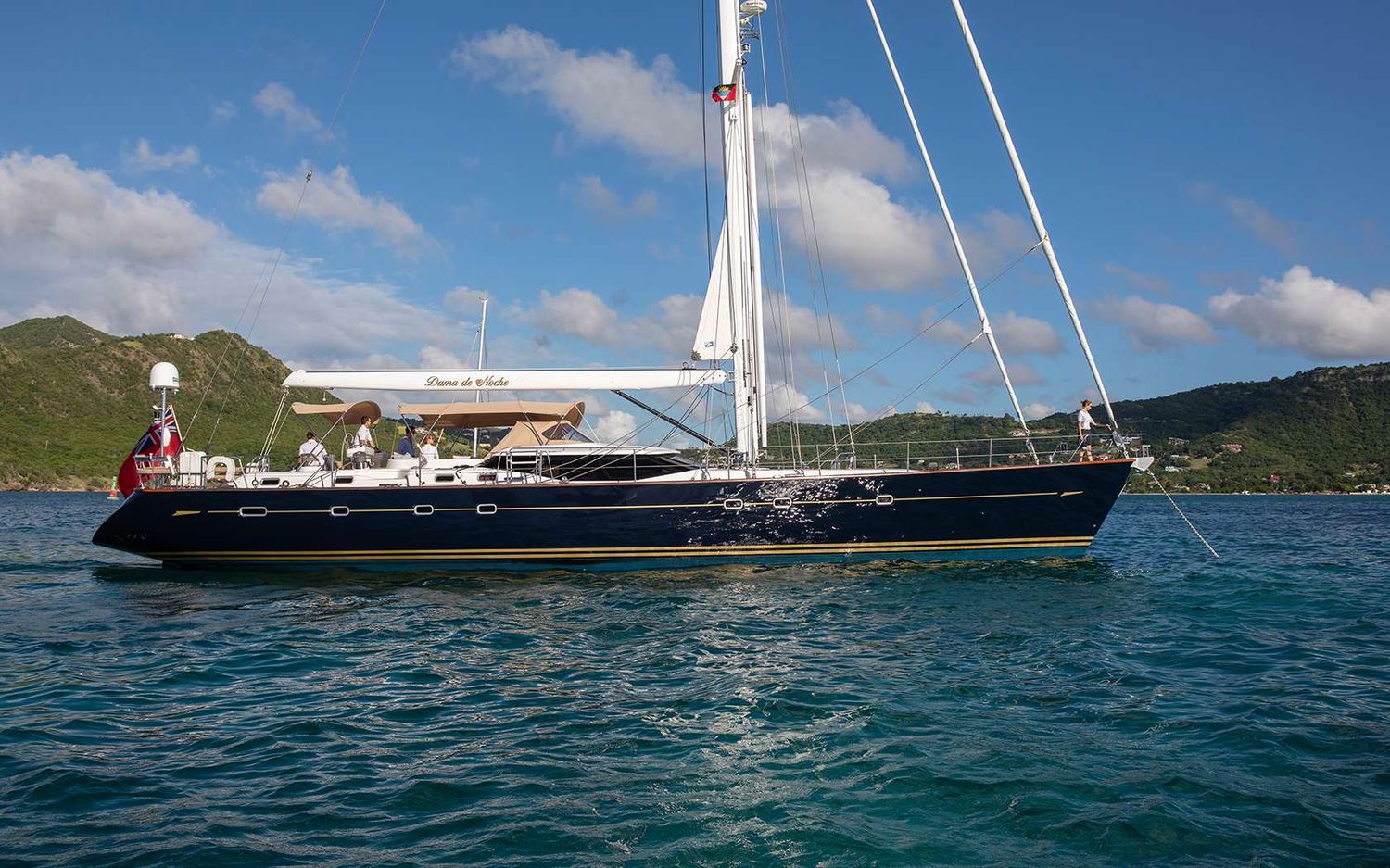 yacht-550339