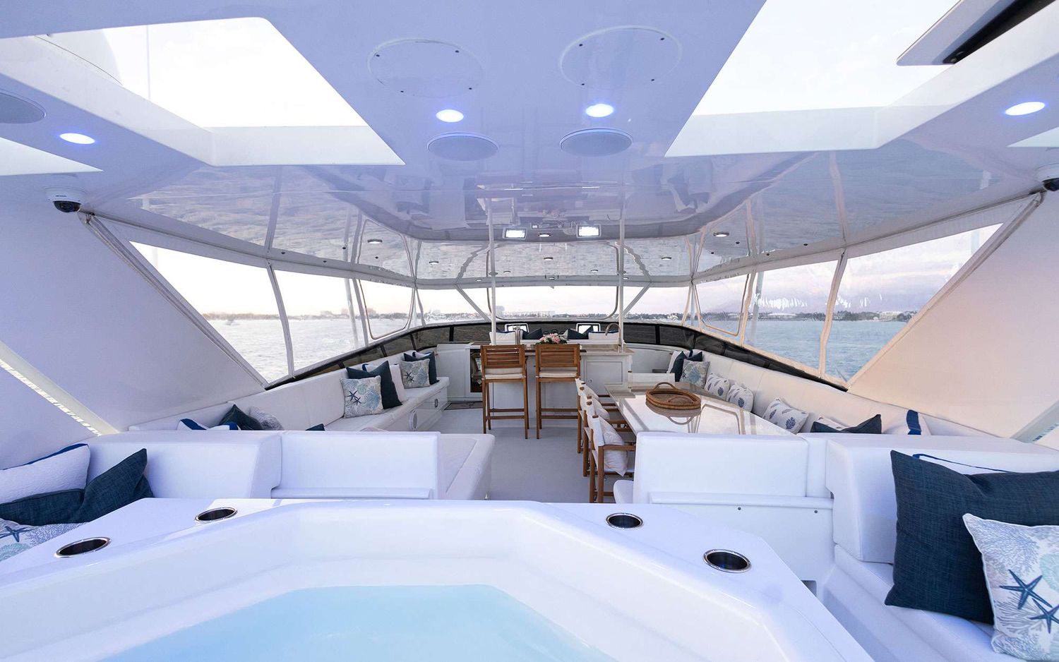 yacht-551269