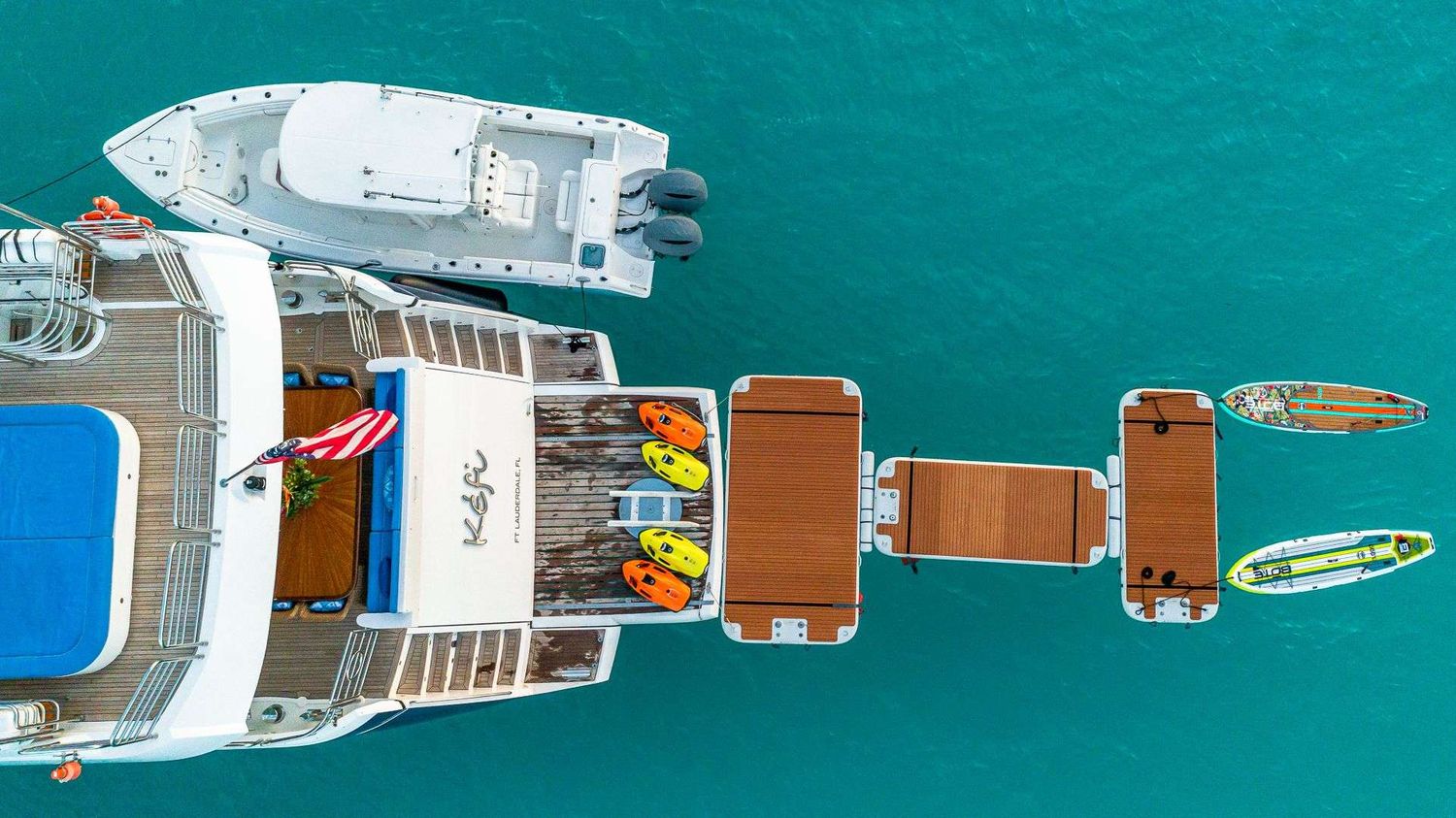 yacht-550802