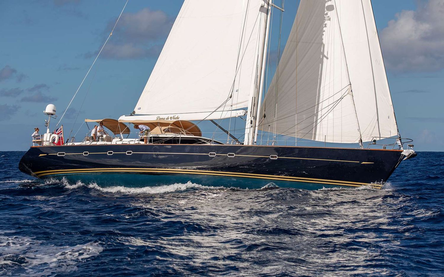 yacht-550340