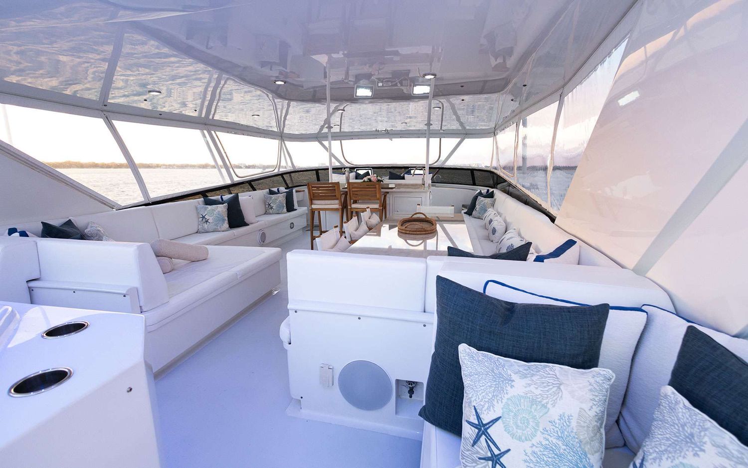 yacht-551273