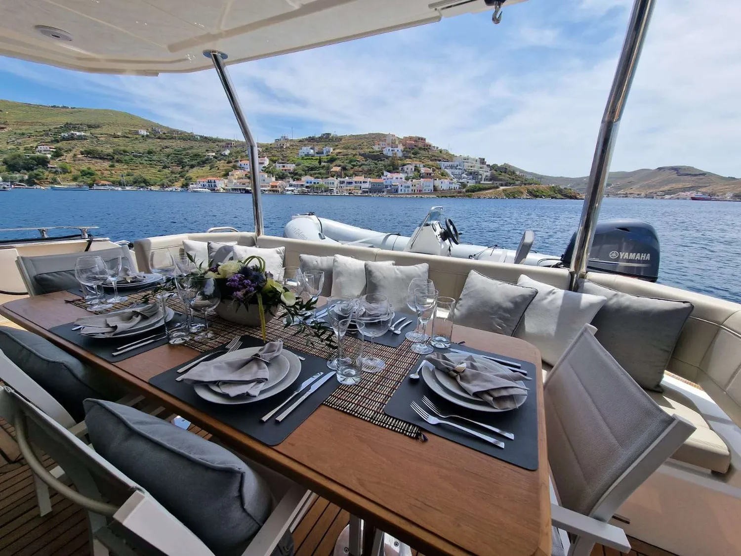 yacht-575776