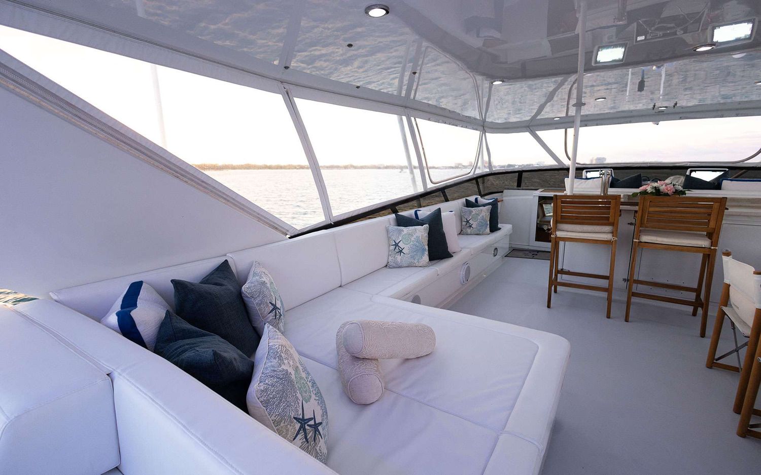 yacht-551272