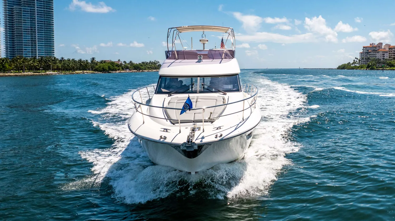 yacht-589550