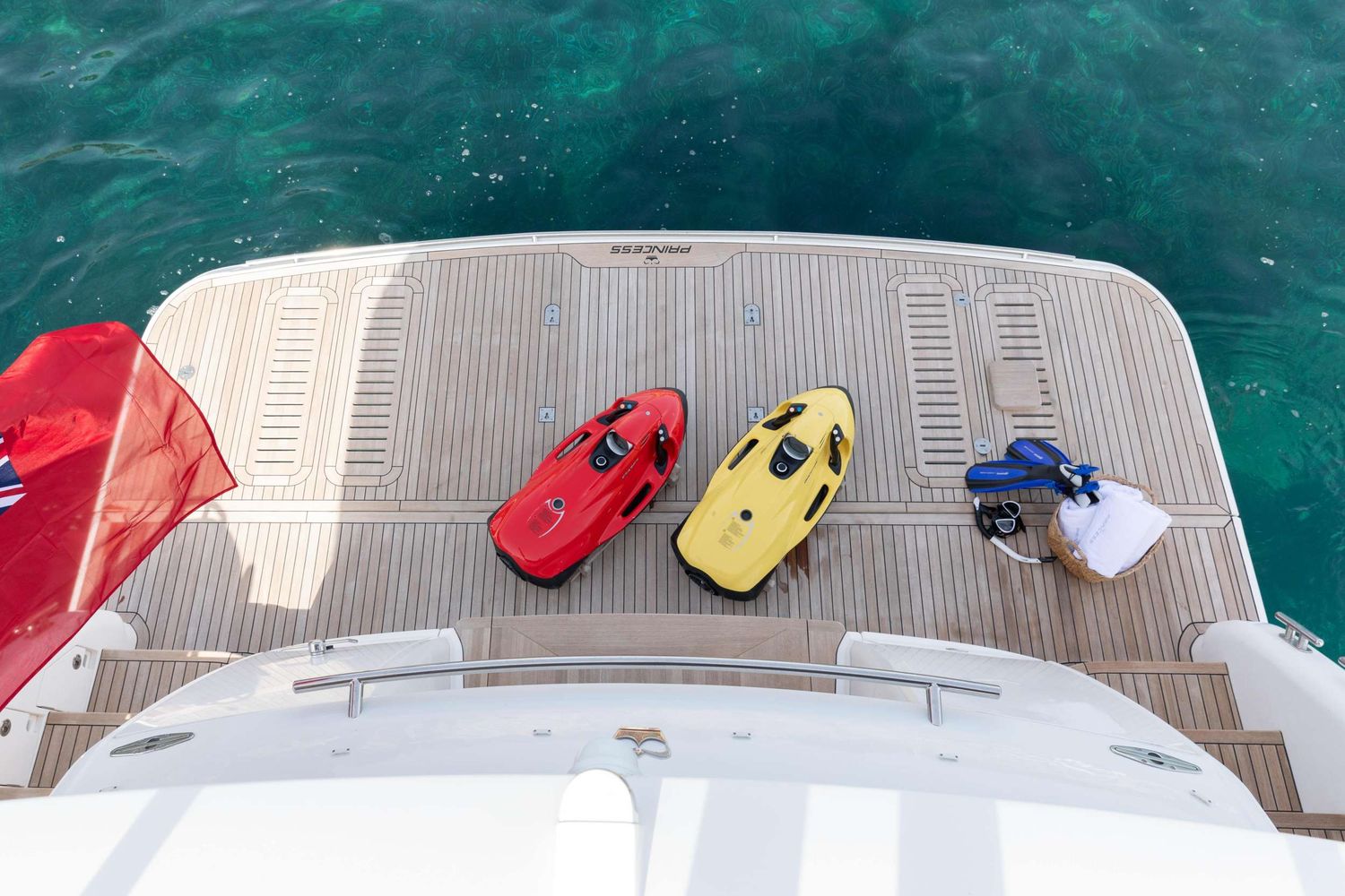 yacht-550266