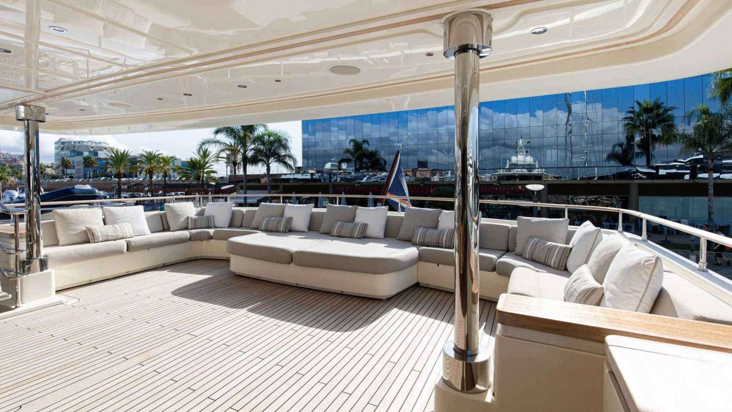 yacht-550941