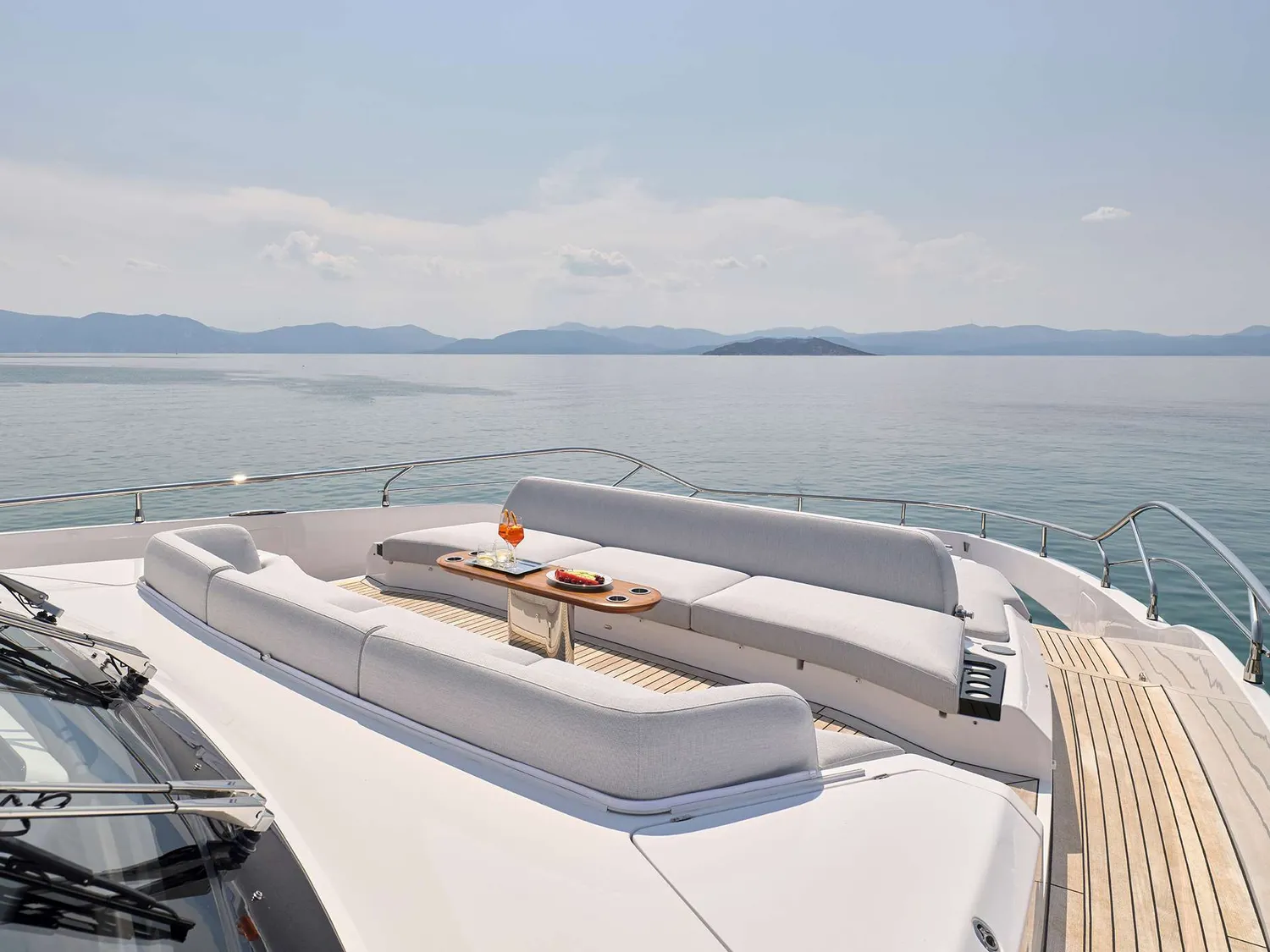 yacht-583460