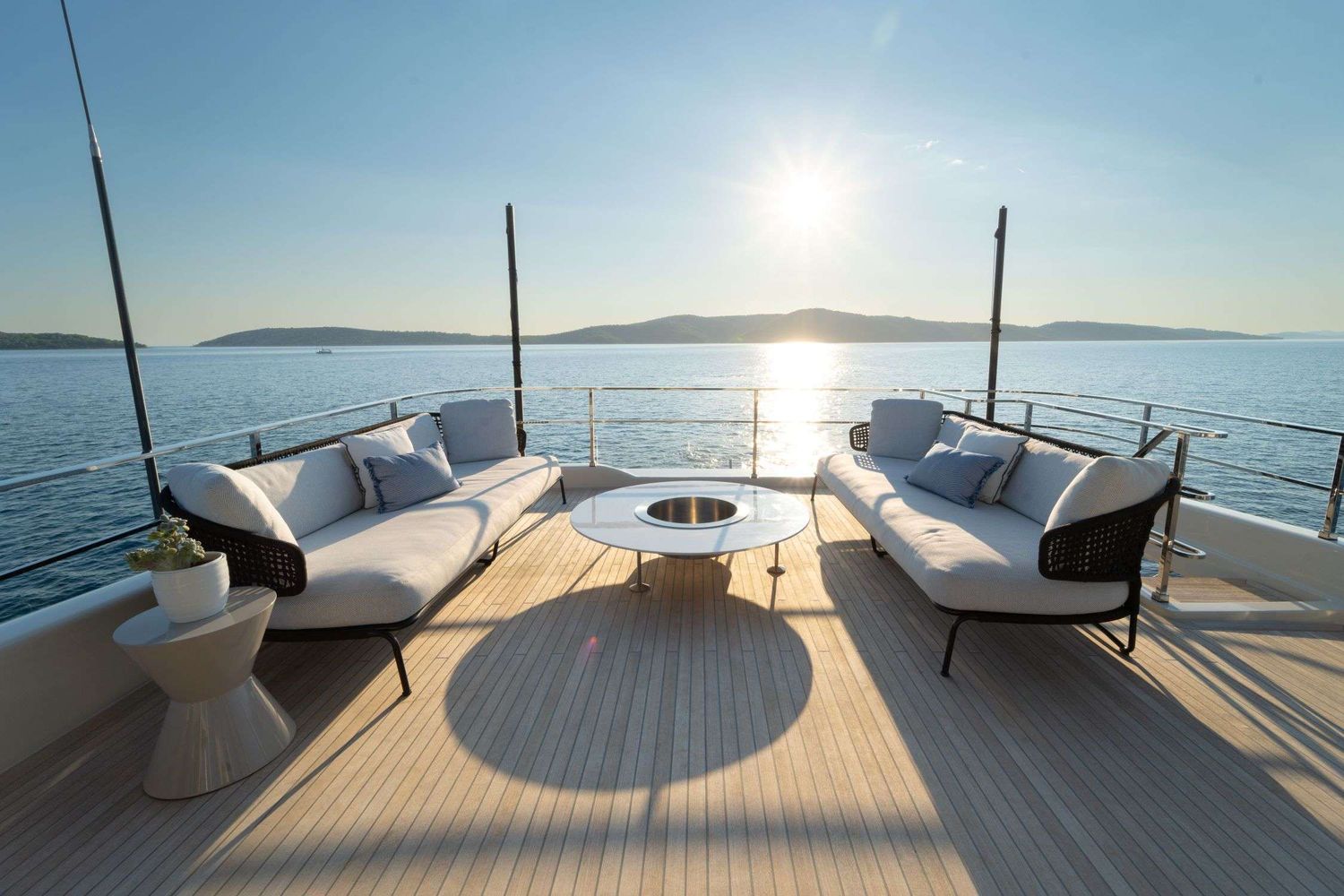 yacht-550240