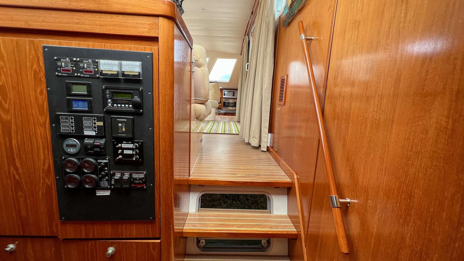 yacht-550430