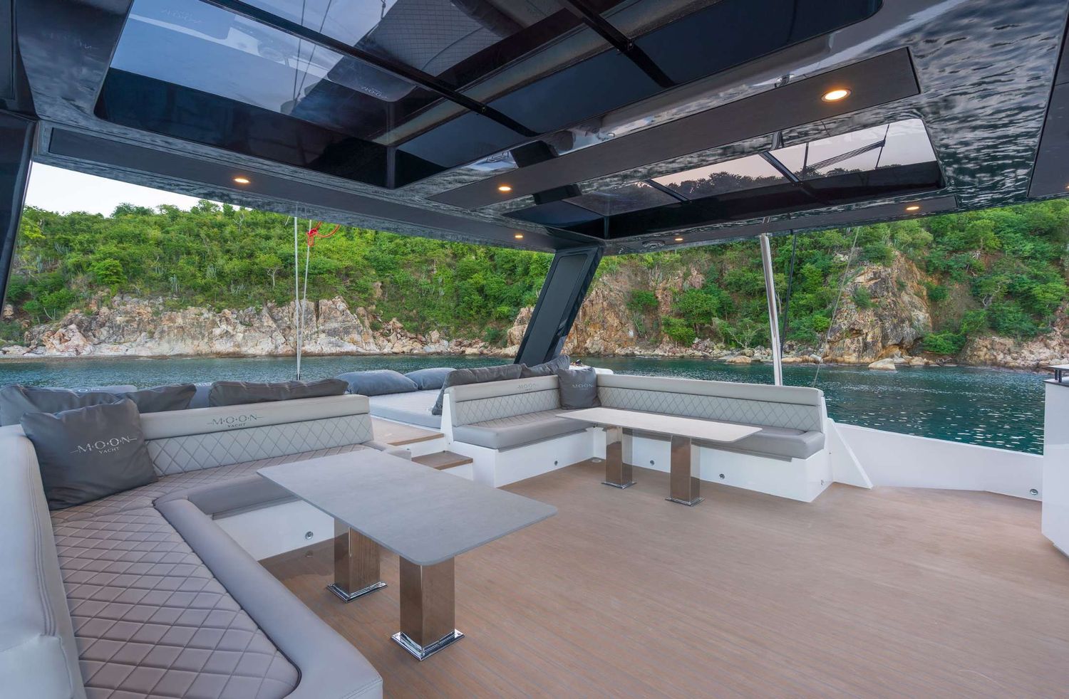 yacht-549387