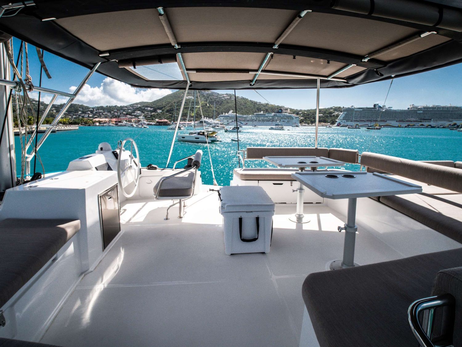 yacht-549455