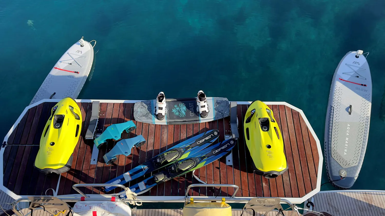 yacht-592501
