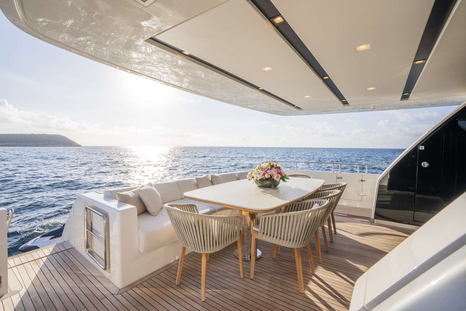 yacht-550288