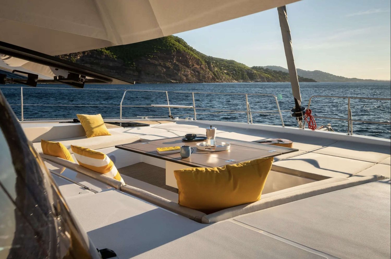 yacht-551193